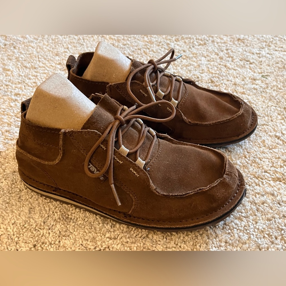 TEVA Mush Atoll brown leather chukka boot